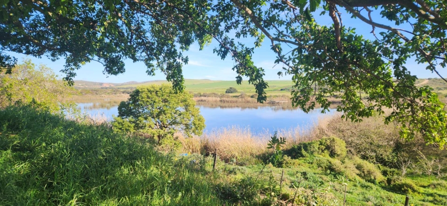 8 Bedroom Property for Sale in Mossel Bay Rural Western Cape